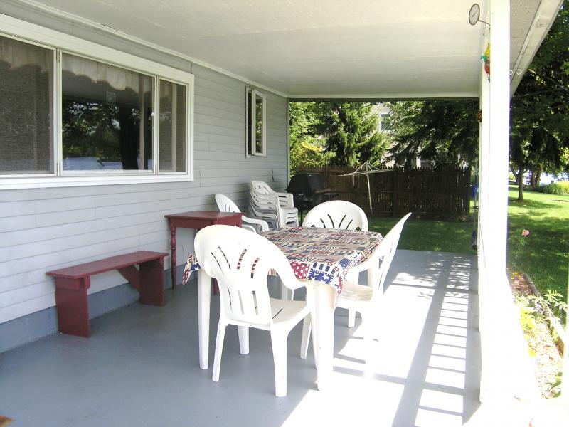 Covered porch area facing lake!