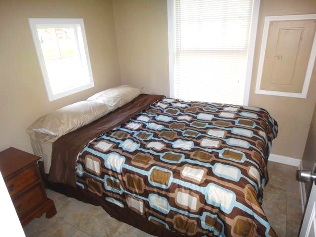 Bedroom #1 - Queen Size Bed!