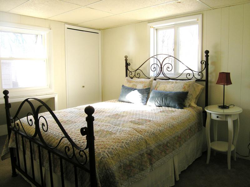 Upper level Bedroom also with Queen Size Bed